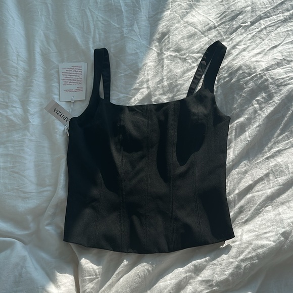 Aritzia Roulade Top - Picture 2 of 3